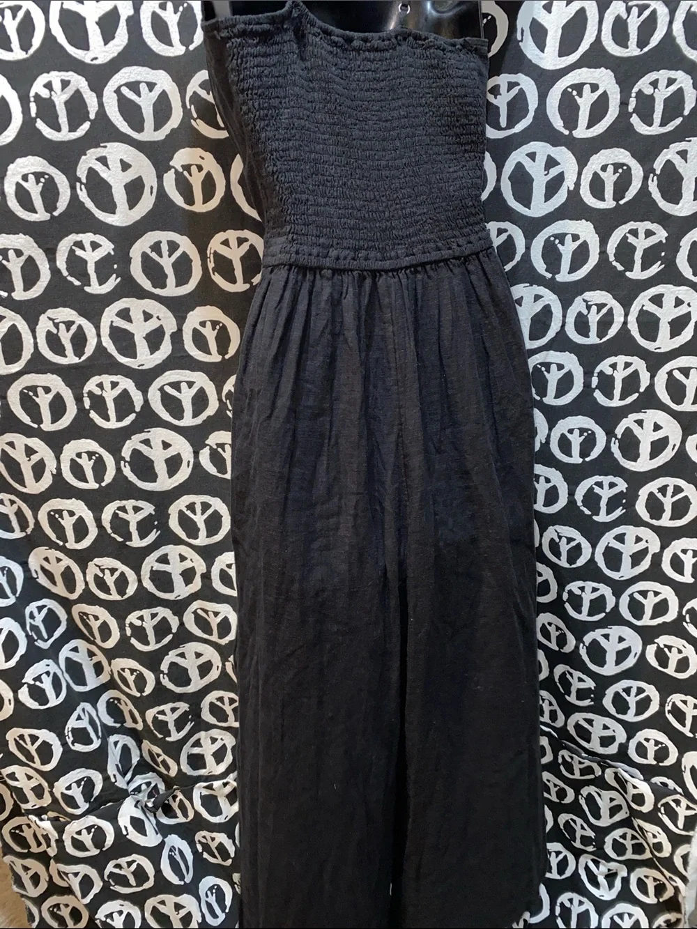 HOLLISTER BLACK WIDE LEG JUMPSUIT SZ M